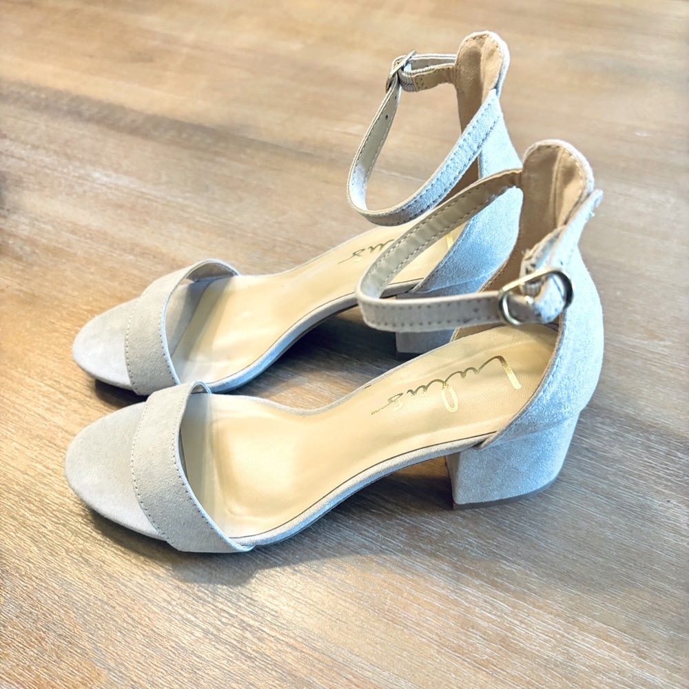 Lulu’s Harper Natural Suede Ankle Strap Block Heel Sandals, Size 5.5